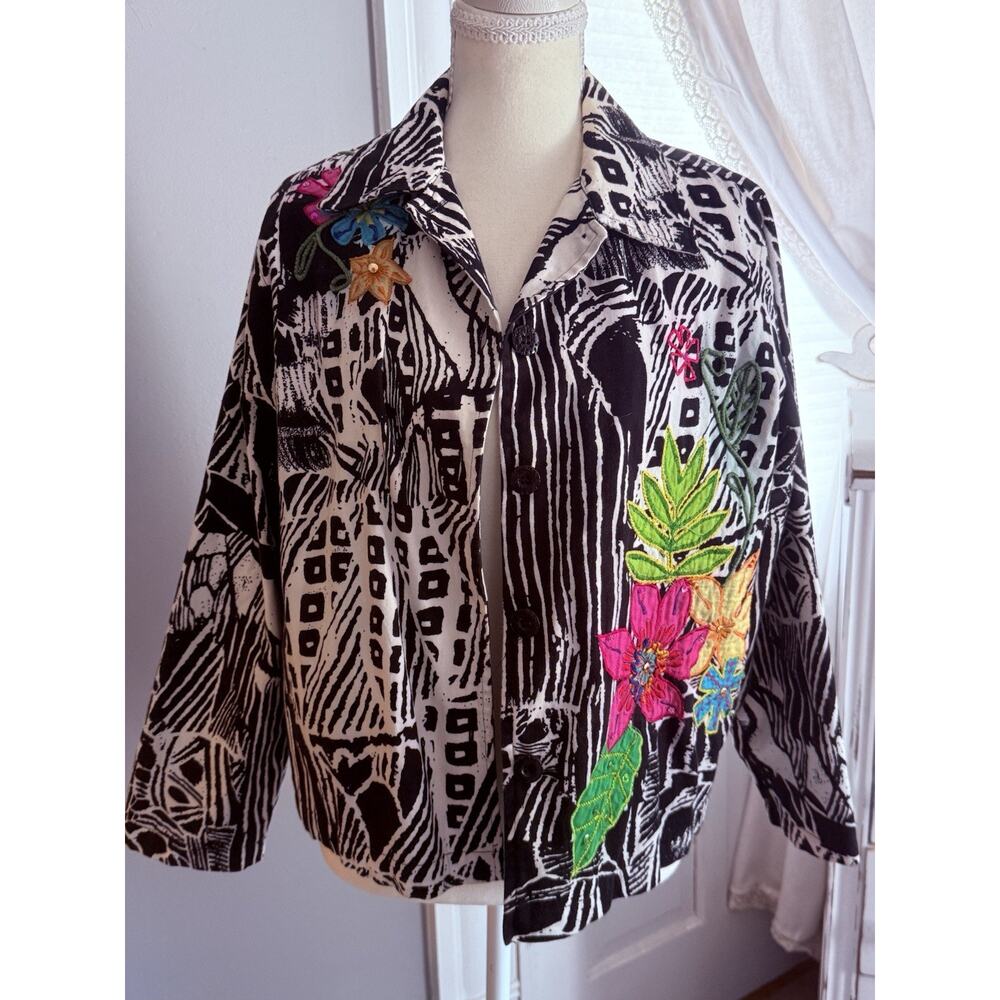 VTG units Petite Embroidered Flowers With Sequins 90’s petite Medium